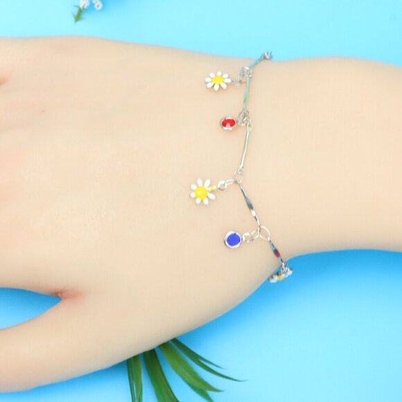 Chic & Stylish Bracelet – A Thoughtful Gift for Women and Girls, DYC1050 - Picture 3 of 9